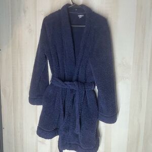 Aerie navy short sherpa robe‎ with pockets, size M/L
